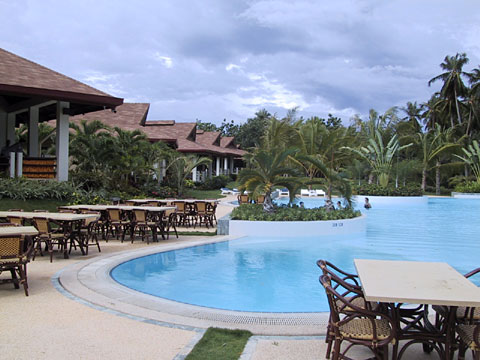 Alona Palm Beach Resort